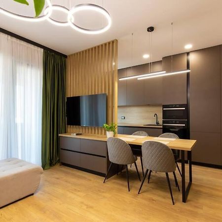 Elegant 2 Bedroom Retreat بوخارست المظهر الخارجي الصورة